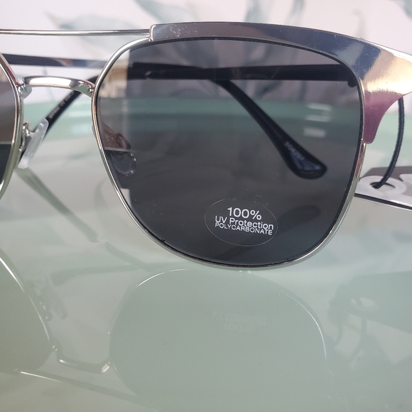 MADEIN | Classic Double Brow Sunglasses NWT - Picture 4 of 8